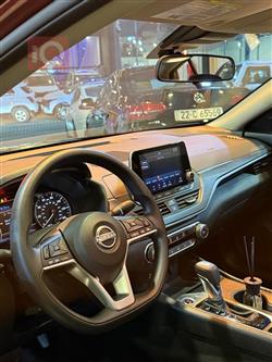 نيسان ألتيما